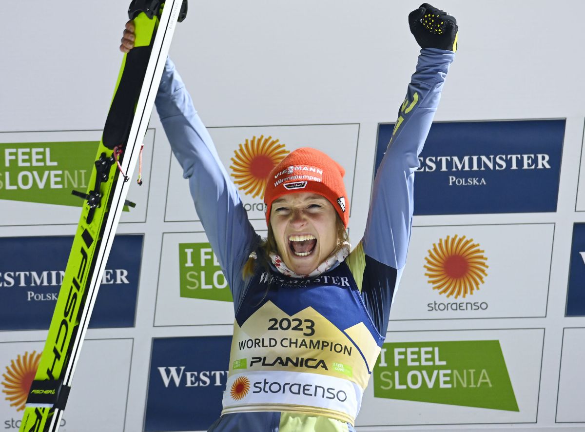 Katharina Althaus is world champion