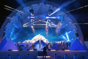 OZADJE: Otvoritveni spektakel v Kranjski Gori